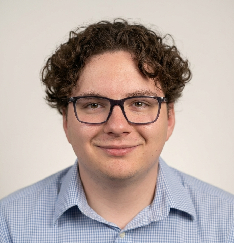 Sebastian Raz Guzman